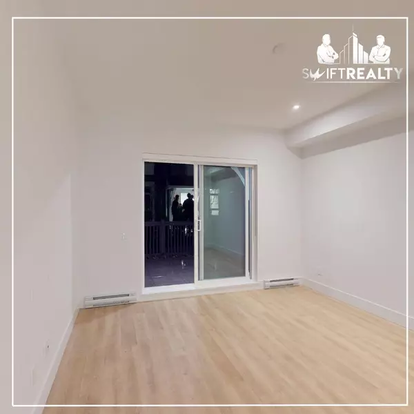 North Vancouver, BC V7J 0G3,2312 Emery CT #102