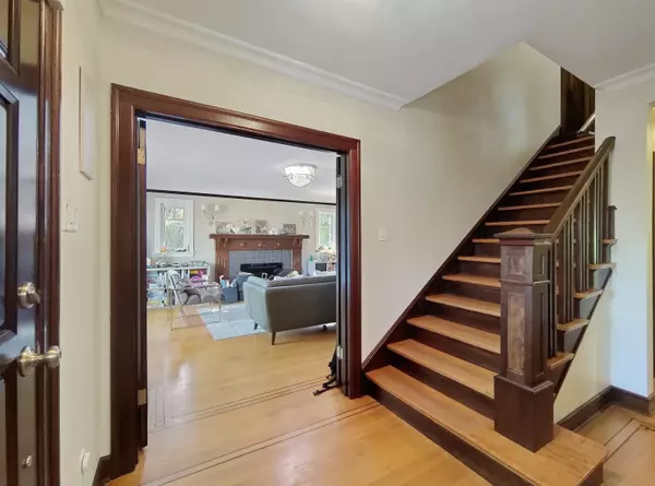 Vancouver, BC V6N 3A4,3521 W 39th AVE