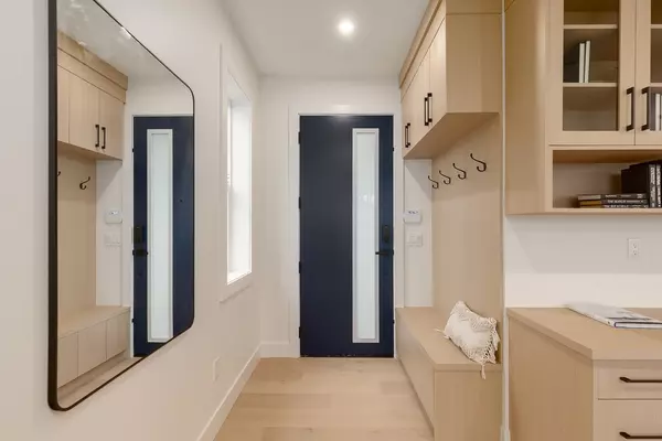 Vancouver, BC V5K 2E3,3506 E Pender ST #2