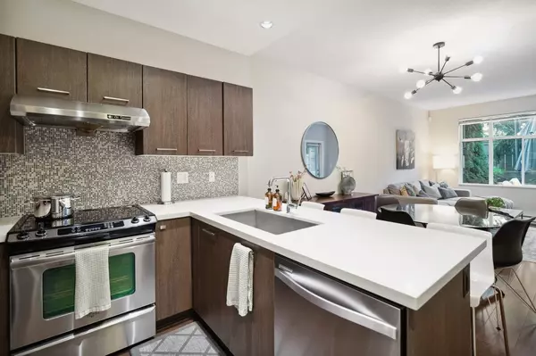 Coquitlam, BC V3K 0E2,963 Charland AVE #1109