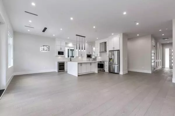 Maple Ridge, BC V4R 0E6,23087 134 Loop #Upper