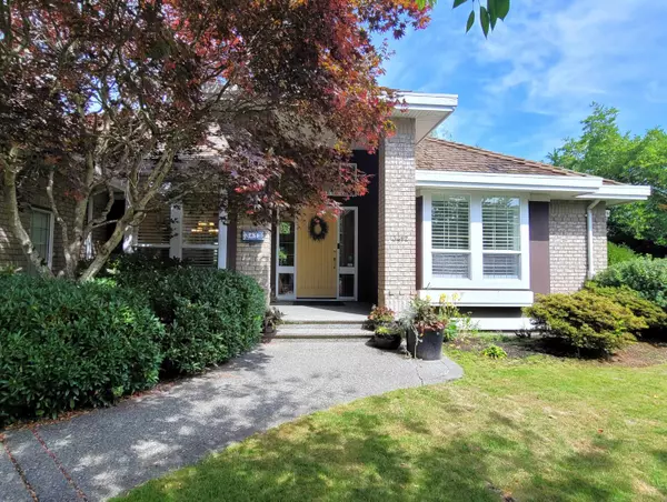 3412 Canterbury DR, Surrey, BC V3Z 0G8