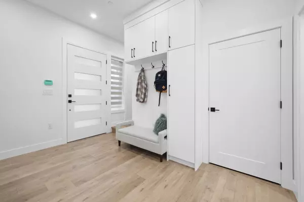 2995 E 17th AVE Vancouver, BC V5M 2N4