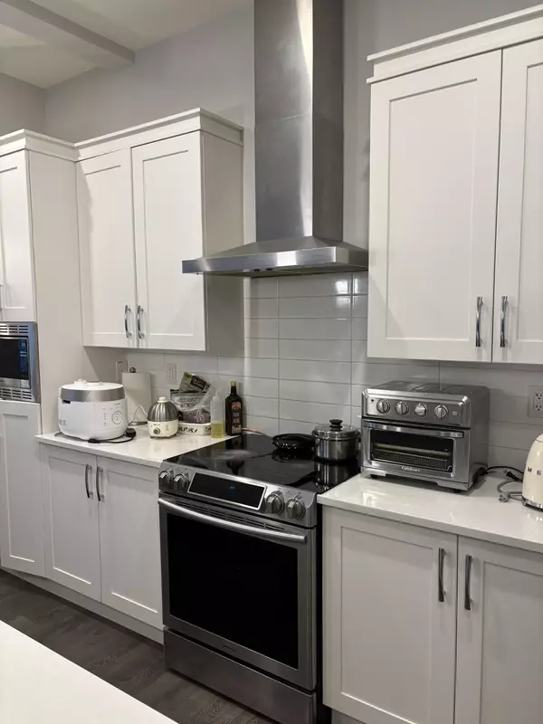 20427 83b AVE, Langley, BC V2Y 0R6