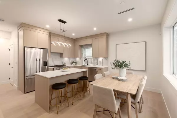 3508 E Pender ST #1, Vancouver, BC V5K 2E3