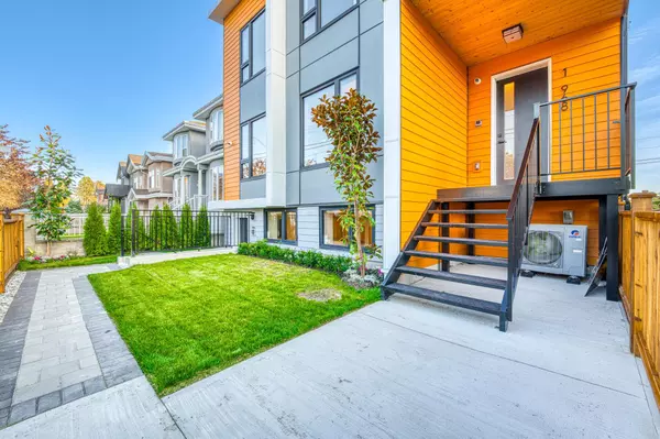 Vancouver, BC V5X 1N9,968 E 55th AVE #1