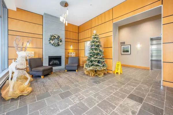 Burnaby, BC V5C 0B2,2289 Yukon CRES #2608