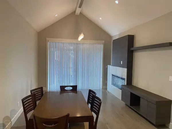 Surrey, BC V3Z 0N5,2853 Helc PL #143