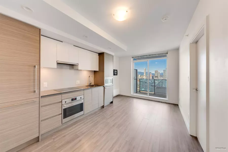 13615 Fraser HWY #2806, Surrey, BC V3T 0P7