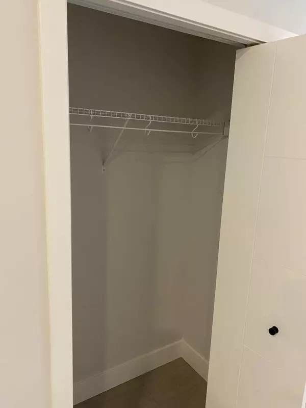 Langley, BC V3A 0N6,5486 199a ST #213