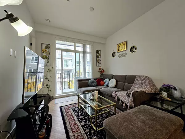 Surrey, BC V3T 0R6,13933 105 BLVD #312