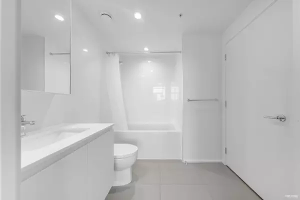 Burnaby, BC V3J 0M1,3809 Evergreen PL #1008