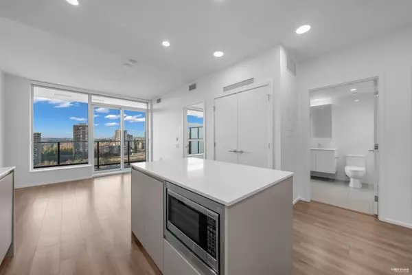 Burnaby, BC V3J 0M1,3809 Evergreen PL #1008