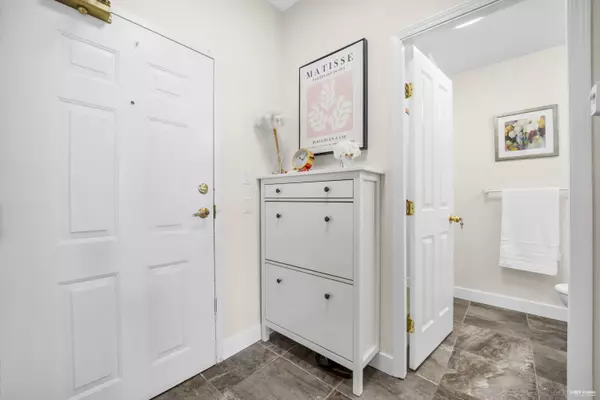 Burnaby, BC V3N 5B7,6837 Station Hill DR #407