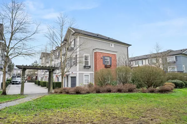 Surrey, BC V4N 1A5,18983 72a AVE #16