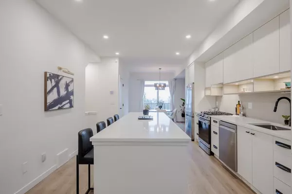 Mission, BC V2V 0K2,33929 Barker CT #10