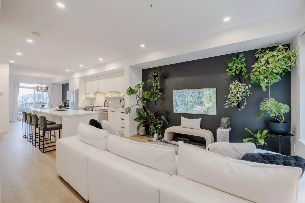 Mission, BC V2V 0K2,33929 Barker CT #10