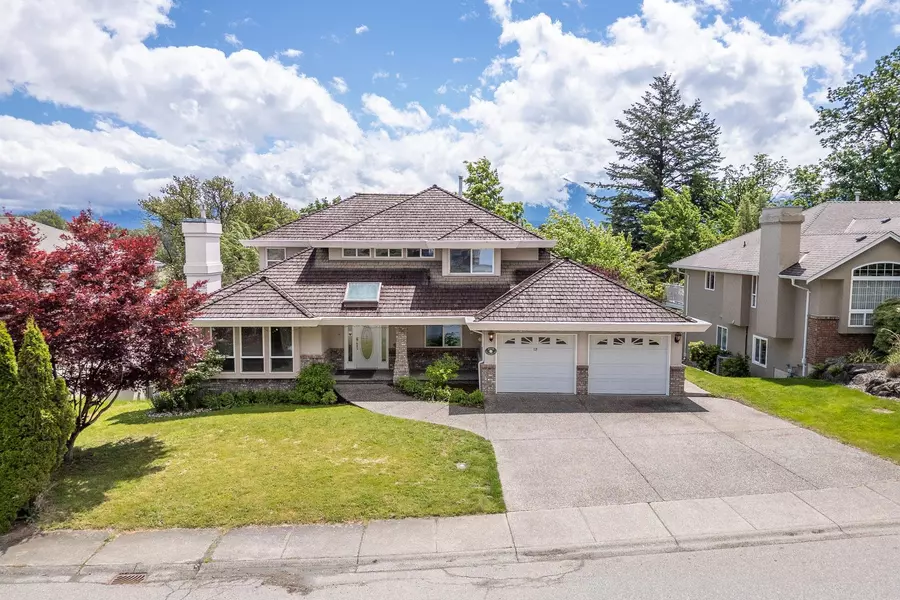 8678 Sunburst PL, Chilliwack, BC V2R 3J1
