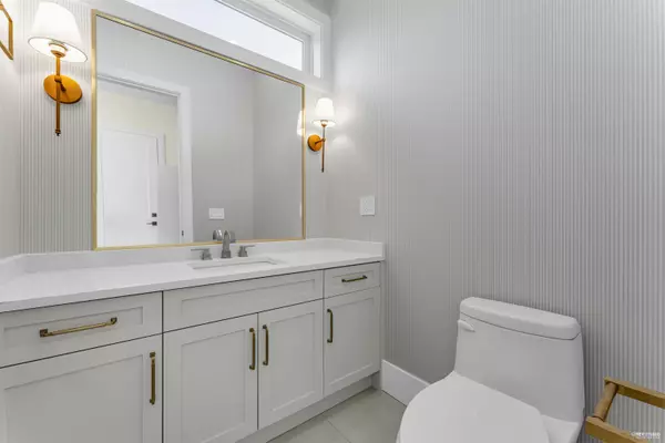 Delta, BC V4C 7T9,11739 80 AVE