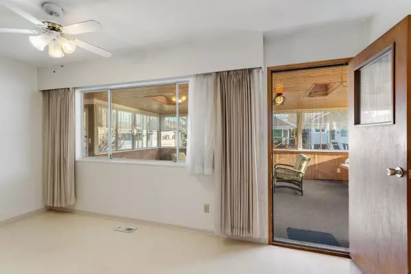 4960 Prince Albert ST Vancouver, BC V5W 3C6