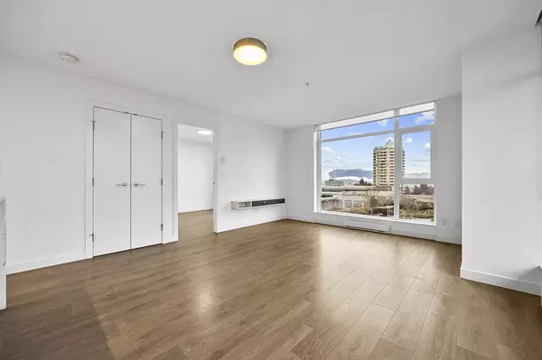 Burnaby, BC V5H 0H3,4670 Assembly WAY #607