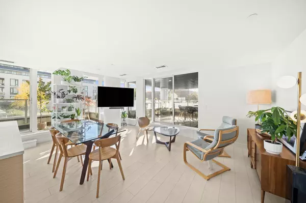 Vancouver, BC V5S 0J8,3538 Sawmill CRES #320