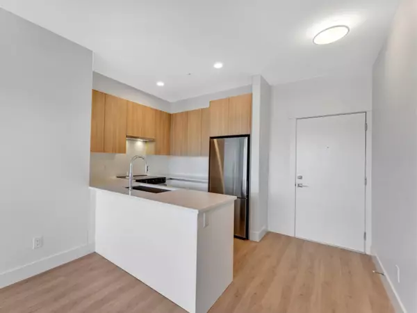 Maple Ridge, BC V2X 4P9,11907 223 ST #610