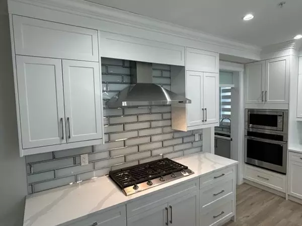 Maple Ridge, BC V2W 0K5,11069 241a ST