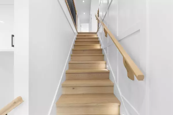 Vancouver, BC V5W 2Y9,5304 Fraser ST