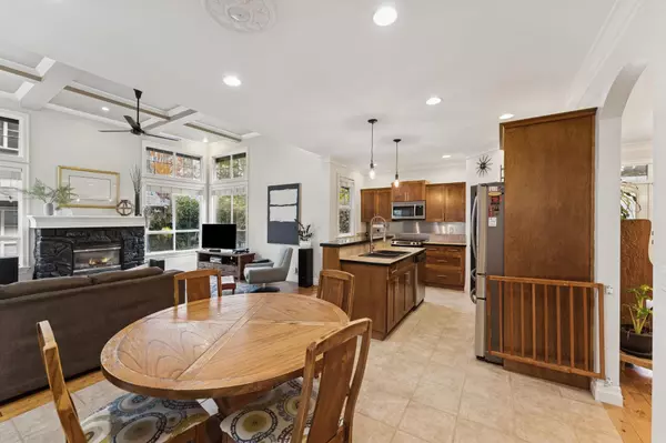 5782 Garrison BLVD Chilliwack, BC V2R 5X9