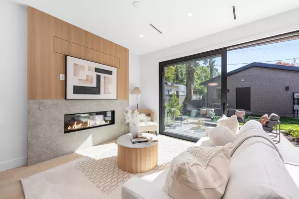 Vancouver, BC V6N 3C4,2626 W 41st AVE #2