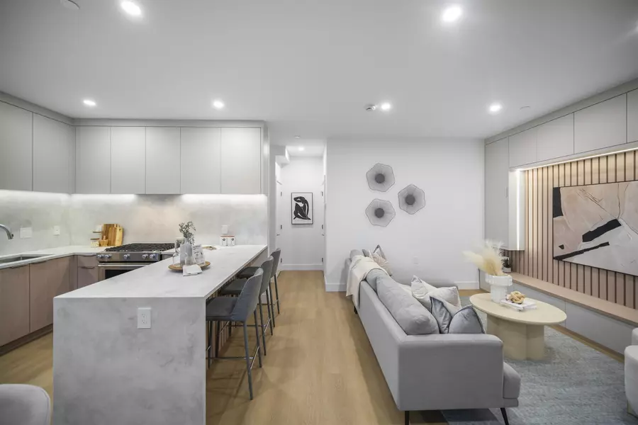 3623 Triumph ST #1, Vancouver, BC V5K 1V4