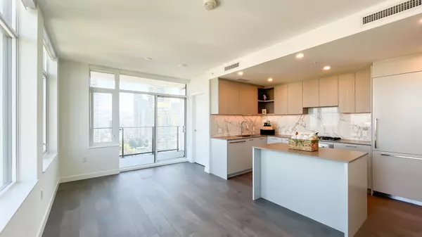 Burnaby, BC V5H 0L3,6468 Willingdon AVE #2406