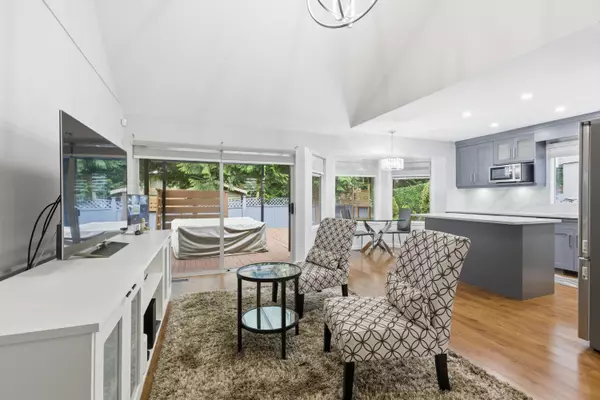 Surrey, BC V4N 1P1,16088 108a AVE