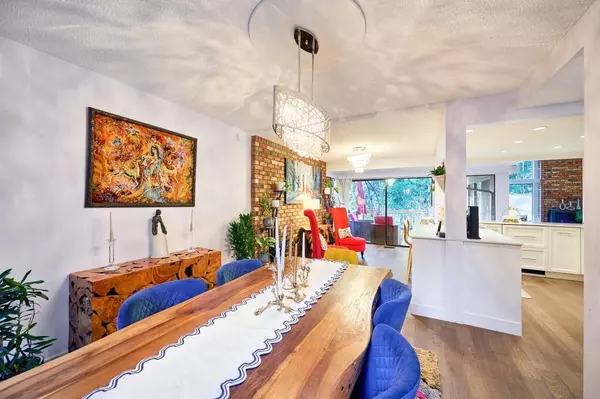 2873 Capilano Road North Vancouver, BC V7R 4H4