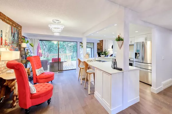 2873 Capilano Road North Vancouver, BC V7R 4H4