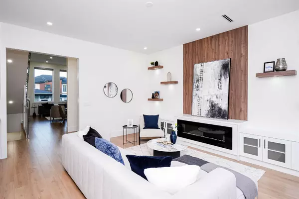 Surrey, BC V3S 2W9,14742 62a AVE