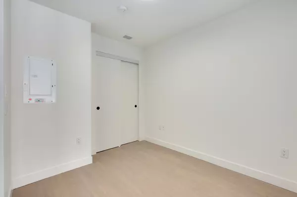 422 E 3rd ST #564 North Vancouver, BC V7L 0K1