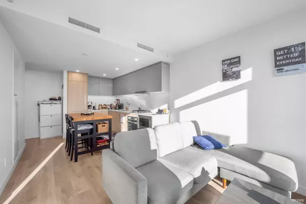 Coquitlam, BC V3K 0J2,308 Alderson AVE #2101