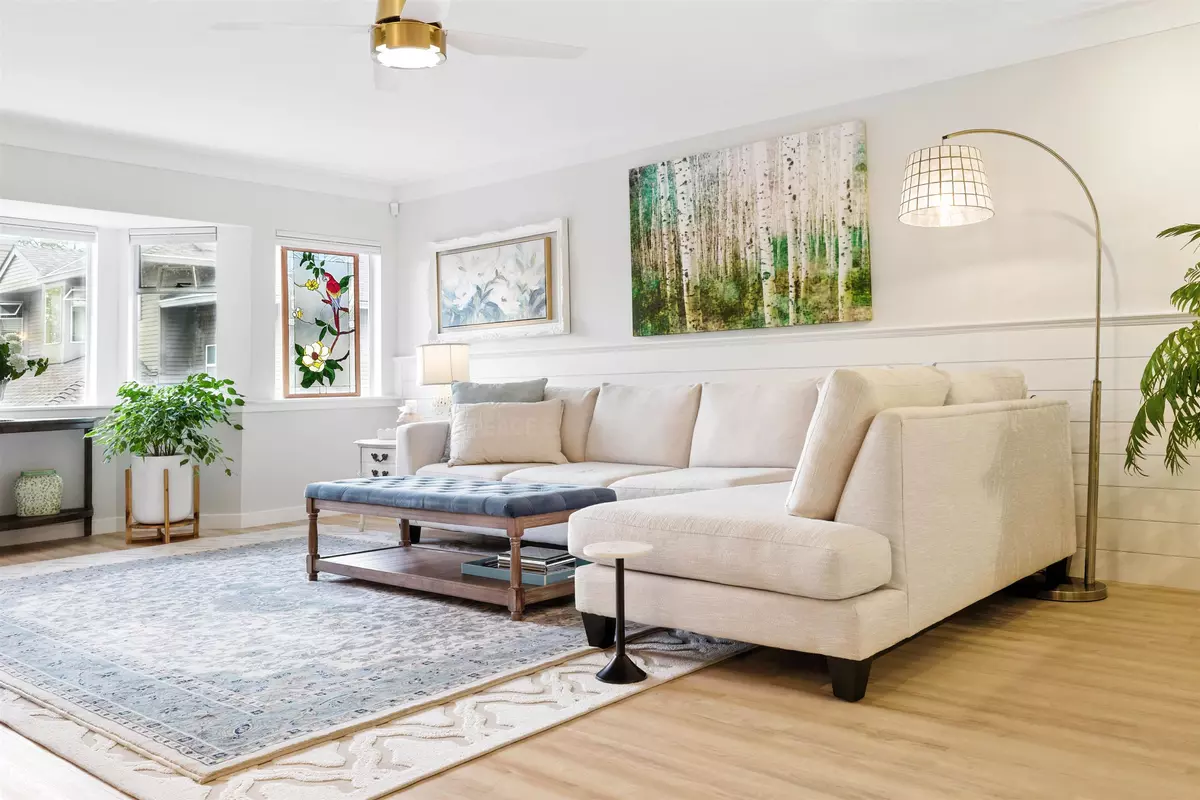 Burnaby, BC V5A 4L3,8885 Larkfield DR