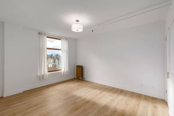 Vancouver, BC V5T 1W2,175 E Broadway #606