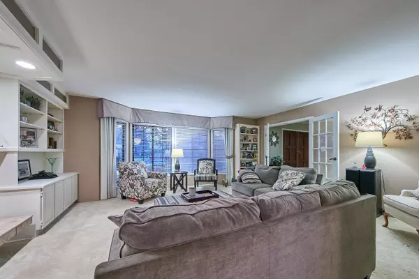 Maple Ridge, BC V2X 8W3,12235 Norfolk PL