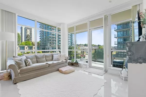 North Vancouver, BC V7L 0B4,162 Victory Ship WAY #602