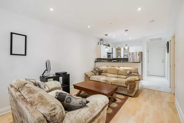 Vancouver, BC V6Z 2E9,1177 Hornby ST #302