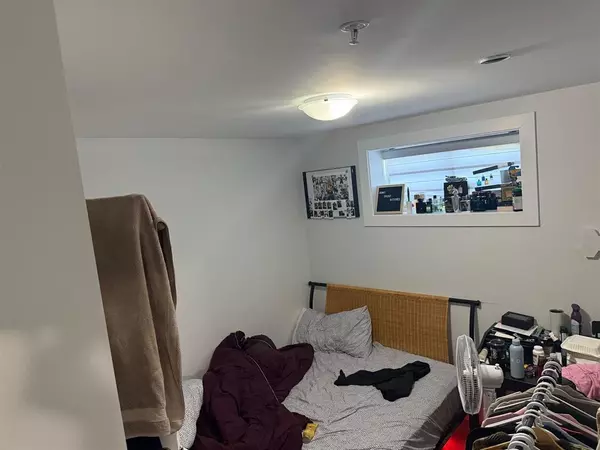 Vancouver, BC V5R 2W6,2681 E 41st AVE