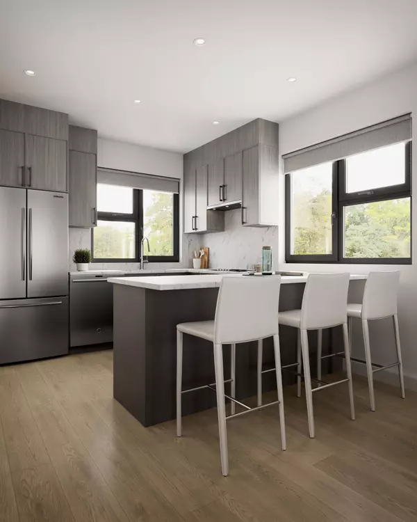 Coquitlam, BC V0V 0V0,586 Thompson AVE #108