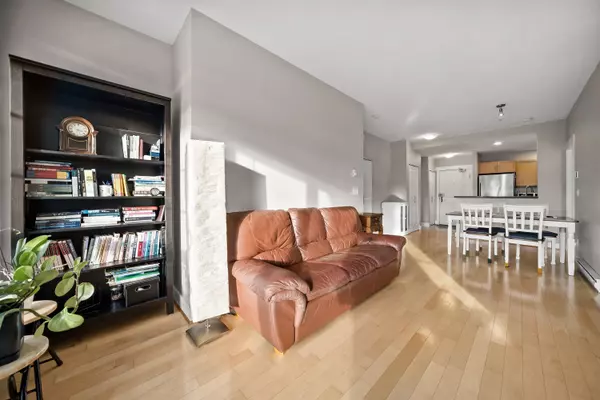 Vancouver, BC V6T 2K2,6328 Larkin DR #300