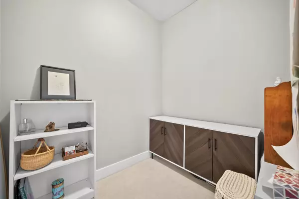 6328 Larkin DR #300 Vancouver, BC V6T 2K2