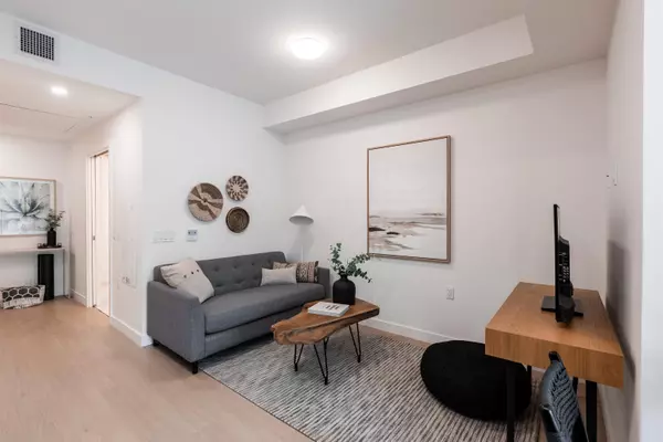 Port Moody, BC V3H 2S4,150 James RD #602