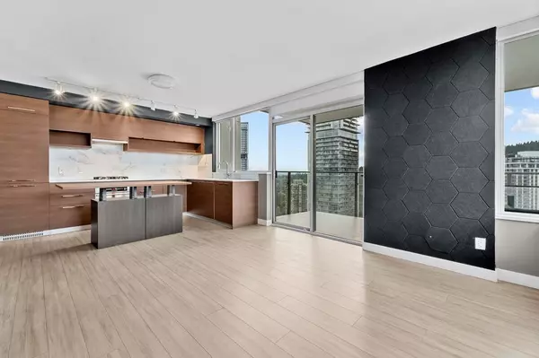 570 Emerson ST #2404, Coquitlam, BC V3J 0G3